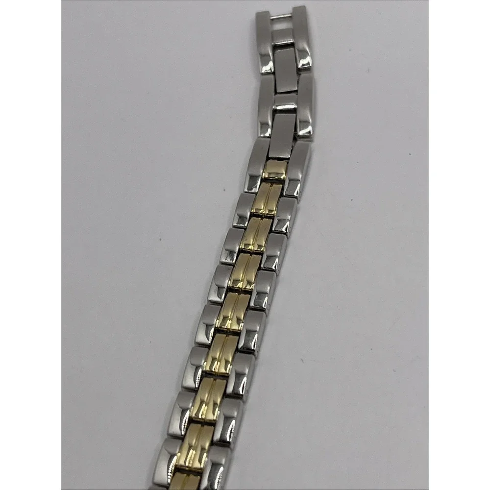 View Point by Timex Women's Two Tone Watch 34mm Case‎ 8